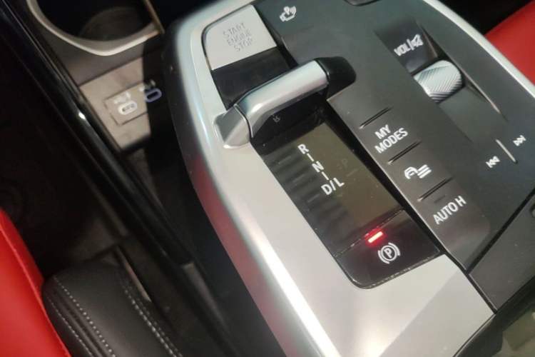 Used BMW X2 2024 sDrive25i M Sport Package Gear Lever