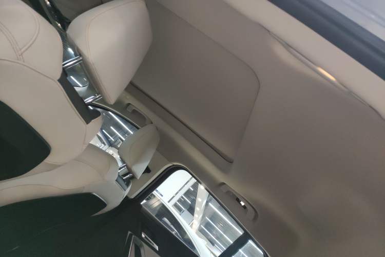 Used BMW X2 2024 sDrive25i M Sport Package Headliner
