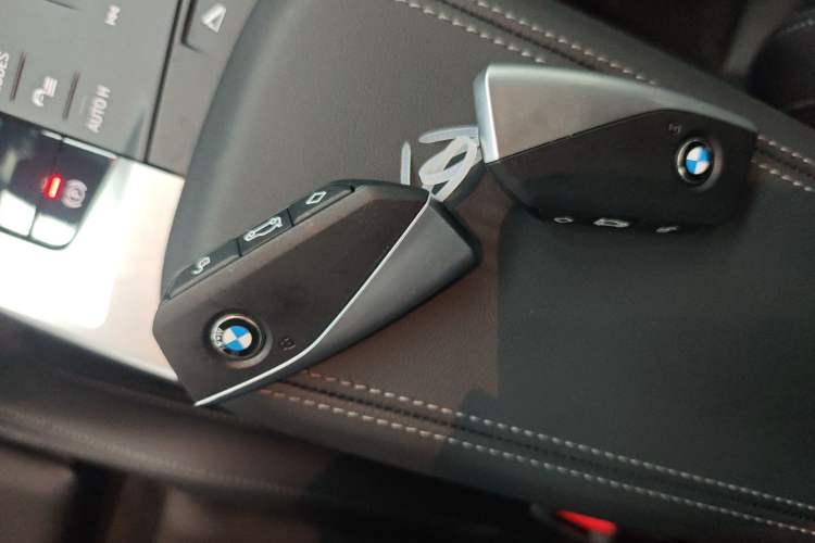 Used BMW X2 2024 sDrive25i M Sport Package Interior 1