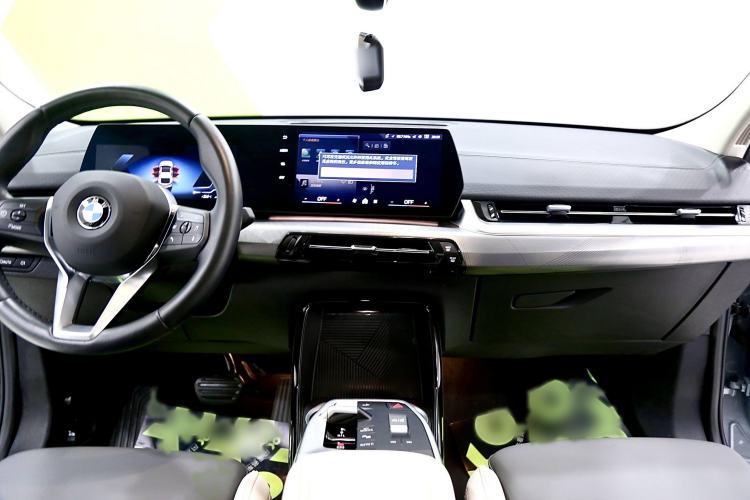 Used BMW X2 2024 sDrive25i M Sport Package Interior 1