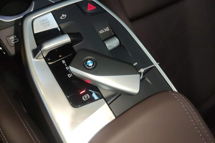 Used BMW X2 2024 sDrive25i M Sport Package Interior 1