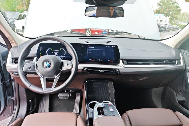 Used BMW X2 2024 sDrive25i M Sport Package Interior 2