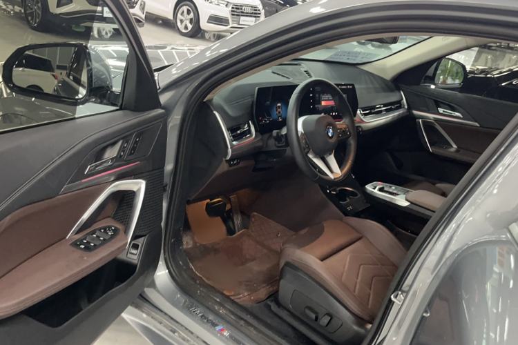 Used BMW X2 2024 sDrive25i M Sport Package Interior 2