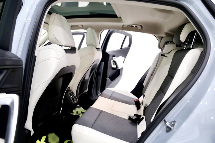 Used BMW X2 2024 sDrive25i M Sport Package Interior 3
