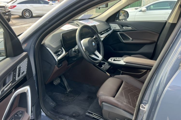 Used BMW X2 2024 sDrive25i M Sport Package Interior 4
