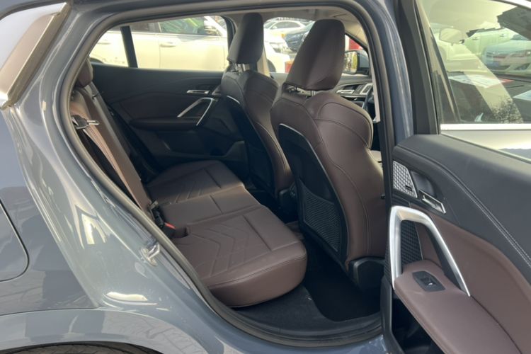 Used BMW X2 2024 sDrive25i M Sport Package Interior 8