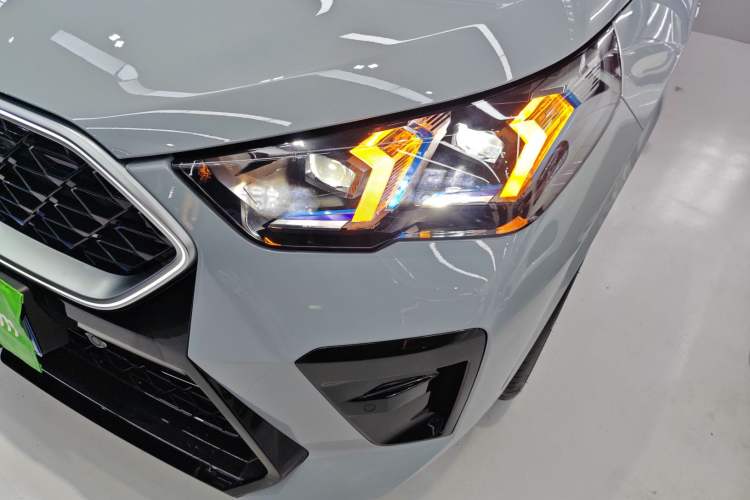 Used BMW X2 2024 sDrive25i M Sport Package Left Front Headlight