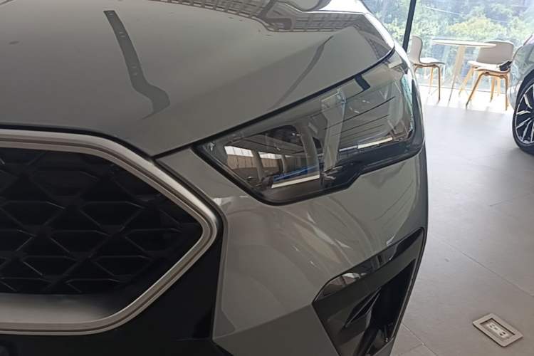 Used BMW X2 2024 sDrive25i M Sport Package Left Front Headlight