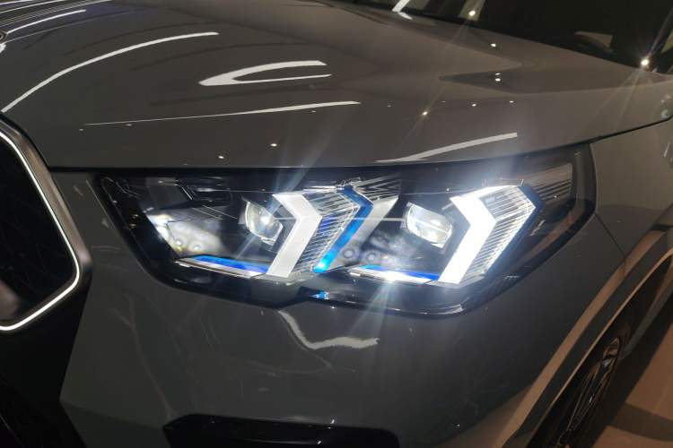 Used BMW X2 2024 sDrive25i M Sport Package Left Front Headlight