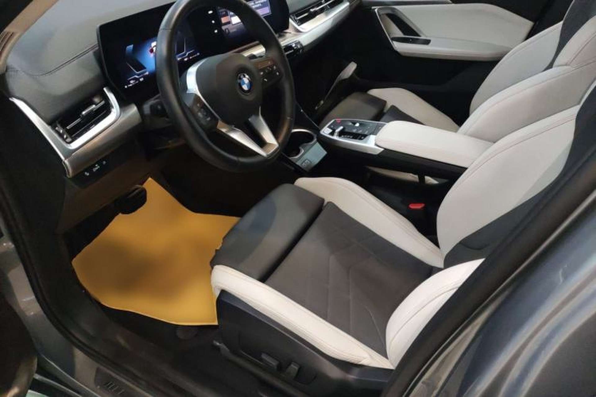 Used BMW X2 2024 sDrive25i M Sport Package Left Front Seat