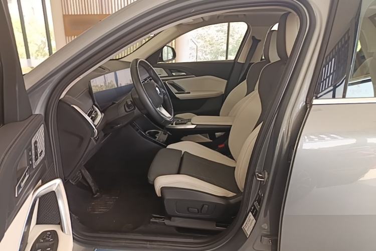 Used BMW X2 2024 sDrive25i M Sport Package Left Front Seat