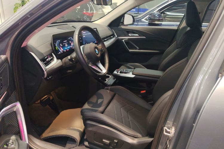 Used BMW X2 2024 sDrive25i M Sport Package Left Front Seat