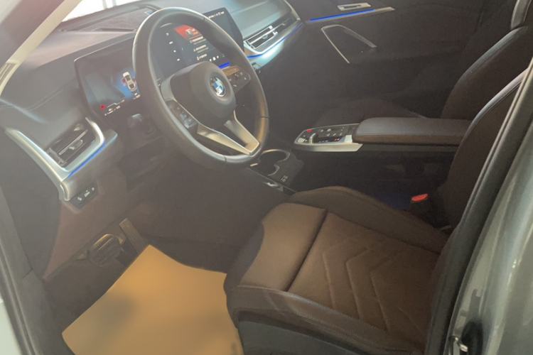 Used BMW X2 2024 sDrive25i M Sport Package Left Front Seat