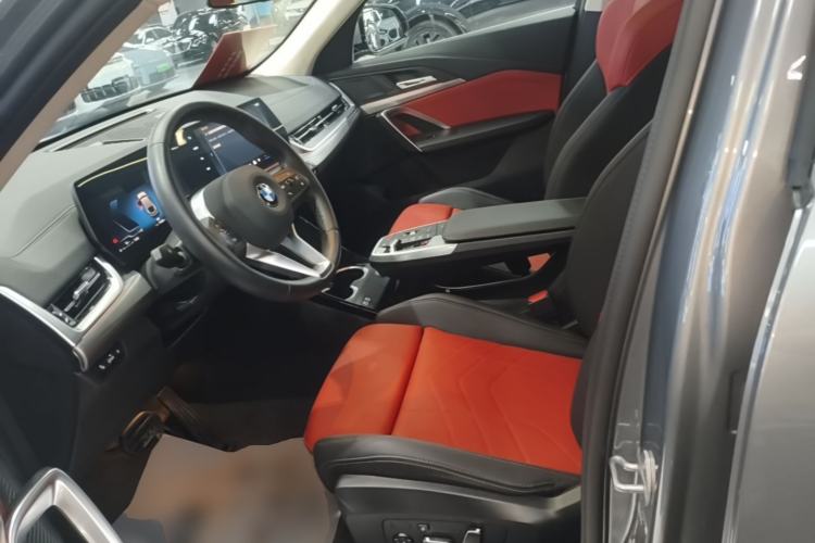 Used BMW X2 2024 sDrive25i M Sport Package Left Front Seat