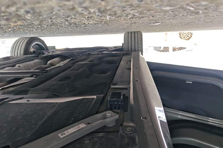 Used BMW X2 2024 sDrive25i M Sport Package Left Side Sill