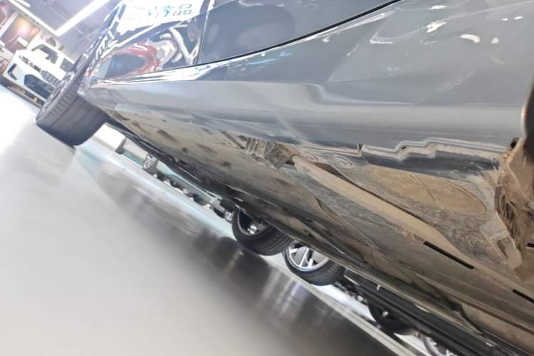 Used BMW X2 2024 sDrive25i M Sport Package Left Side Sill