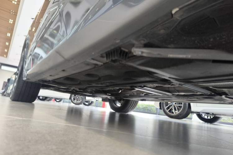 Used BMW X2 2024 sDrive25i M Sport Package Left Side Sill