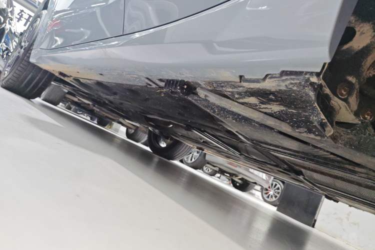Used BMW X2 2024 sDrive25i M Sport Package Left Side Sill