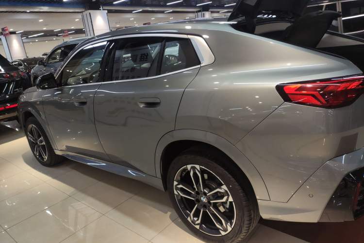 Used BMW X2 2024 sDrive25i M Sport Package Left Side