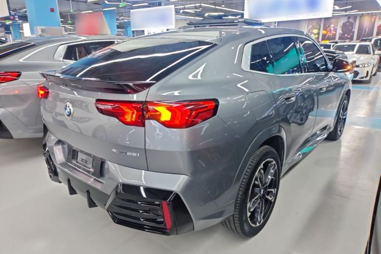 Used BMW X2 2024 sDrive25i M Sport Package Rear Right 45 Deg