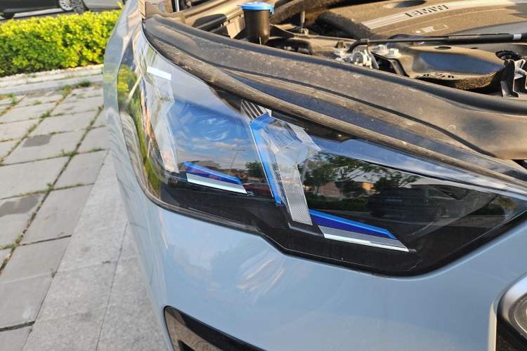 Used BMW X2 2024 sDrive25i M Sport Package Right Front Headlight