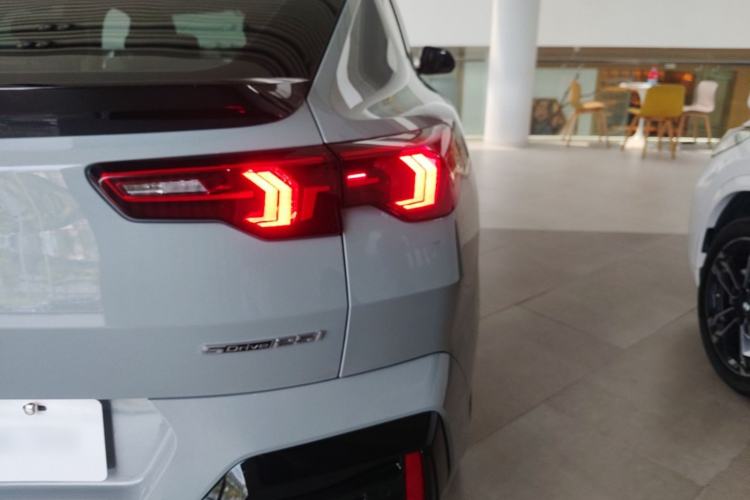 Used BMW X2 2024 sDrive25i M Sport Package Right Rear Taillight