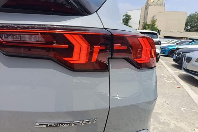 Used BMW X2 2024 sDrive25i M Sport Package Right Rear Taillight
