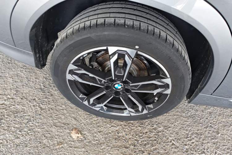Used BMW X2 2024 sDrive25i M Sport Package Right Rear Wheel Hub