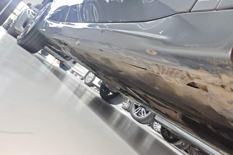 Used BMW X2 2024 sDrive25i M Sport Package Right Side Sill