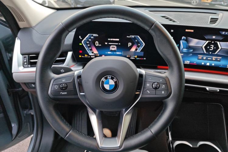 Used BMW X2 2024 sDrive25i M Sport Package Steering Wheel