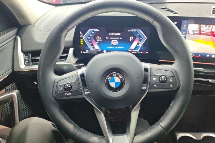 Used BMW X2 2024 sDrive25i M Sport Package Steering Wheel