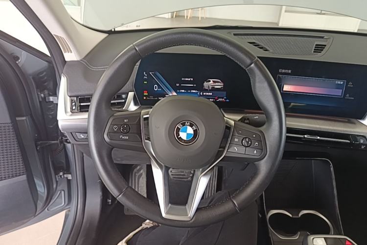 Used BMW X2 2024 sDrive25i M Sport Package Steering Wheel