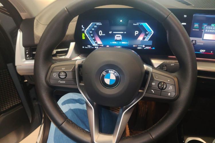 Used BMW X2 2024 sDrive25i M Sport Package Steering Wheel