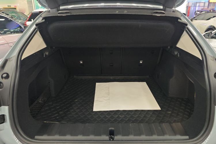 Used BMW X2 2024 sDrive25i M Sport Package Trunk