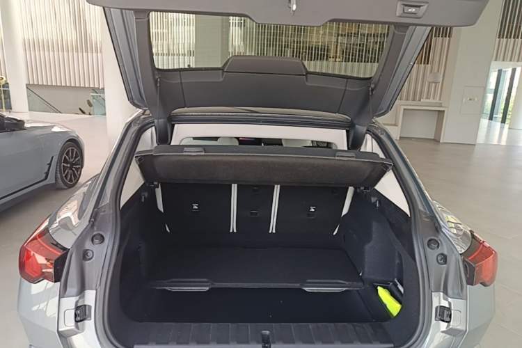 Used BMW X2 2024 sDrive25i M Sport Package Trunk