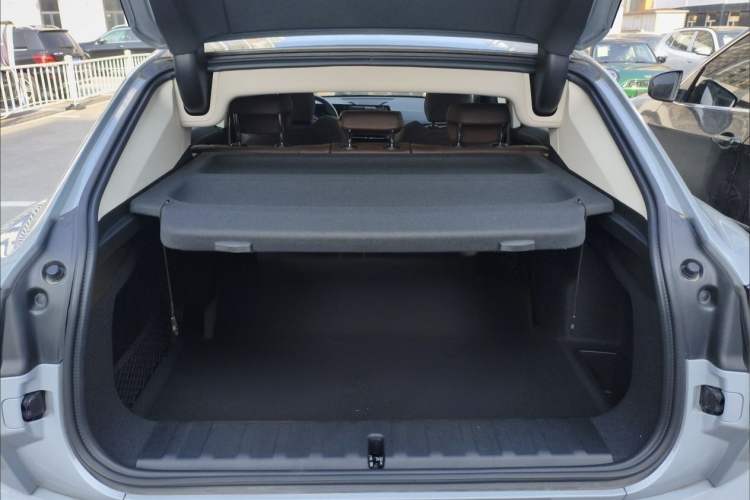 Used BMW X2 2024 sDrive25i M Sport Package Trunk