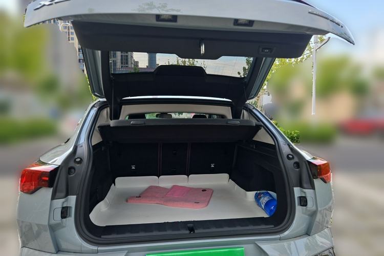 Used BMW X2 2024 sDrive25i M Sport Package Trunk