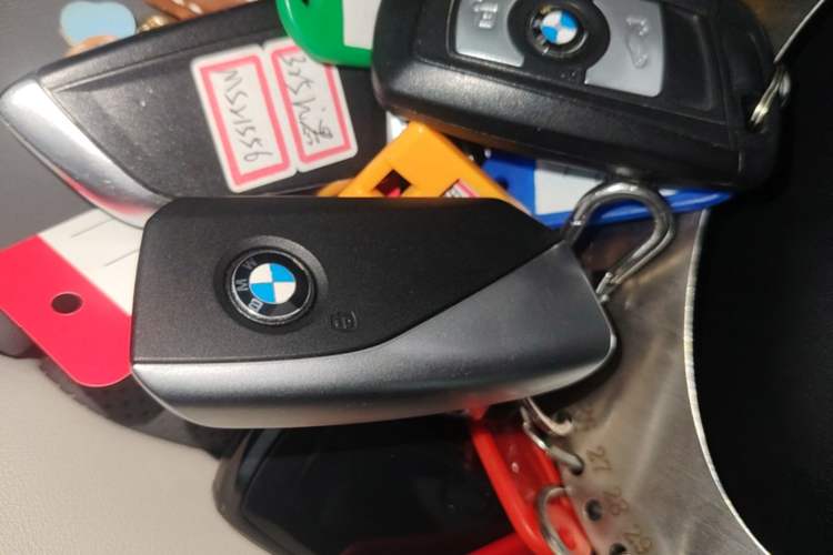 Used BMW X2 2024 sDrive25i M Sport Package Vehicle Key