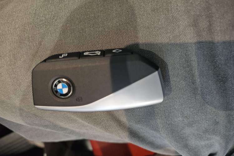 Used BMW X2 2024 sDrive25i M Sport Package Vehicle Key