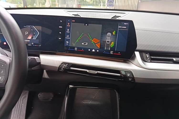 Used BMW X2 2024 sDrive25i M Sport Package Audio And AC Panel