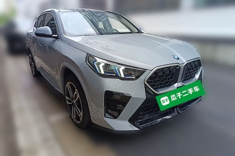 Used BMW X2 2024 sDrive25i M Sport Package Front Right 45 Deg