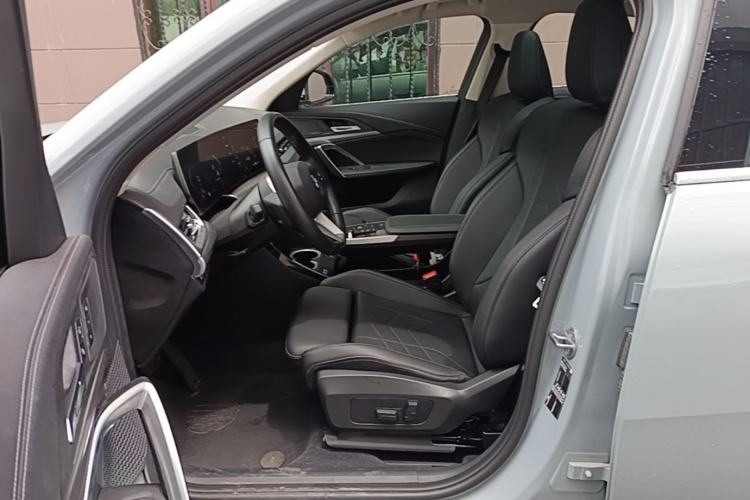 Used BMW X2 2024 sDrive25i M Sport Package Left Front Seat