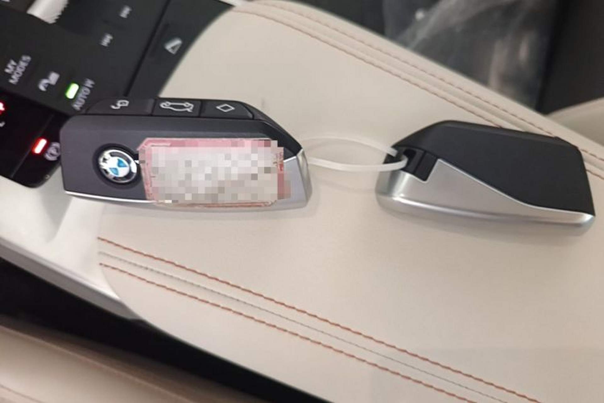 Used BMW X2 2024 sDrive25i M Sport Package Vehicle Key