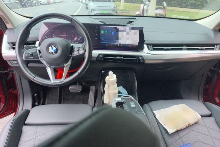 Used BMW X2 2024 sDrive25i M Sport Package Center Console