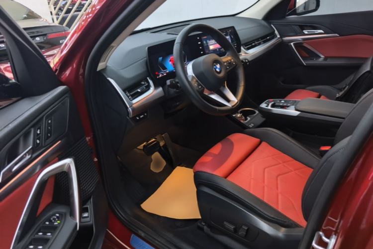 Used BMW X2 2024 sDrive25i M Sport Package Driver Seat