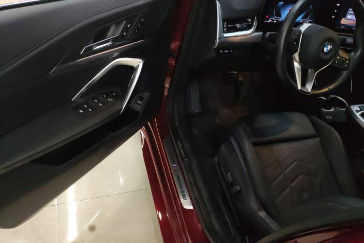 Used BMW X2 2024 sDrive25i M Sport Package Driver Seat