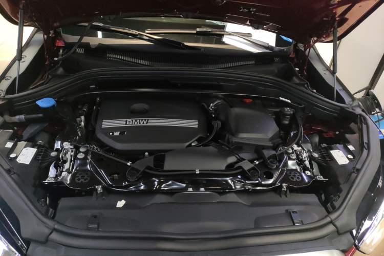 Used BMW X2 2024 sDrive25i M Sport Package Engine Bay