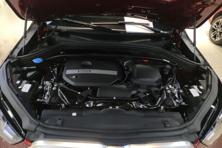Used BMW X2 2024 sDrive25i M Sport Package Engine Bay