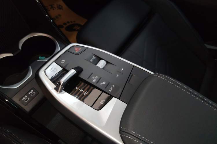Used BMW X2 2024 sDrive25i M Sport Package Gear Lever