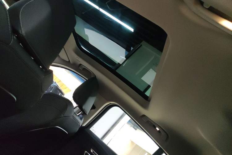 Used BMW X2 2024 sDrive25i M Sport Package Headliner